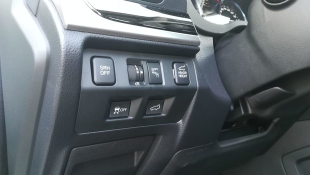 Subaru Forester Unlimited SAAS 2.0i CVT 15