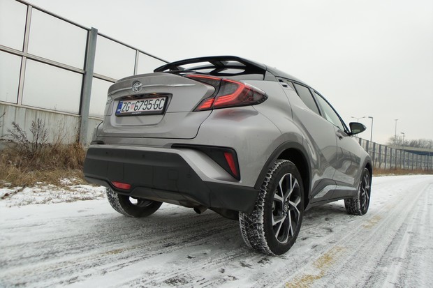 Toyota C-HR 1.2 Turbo 116 C-ult (17)