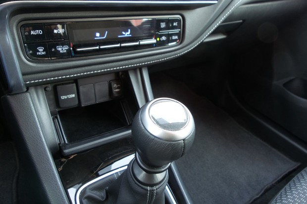 Toyota Corolla 1.4 D-4D 90 Luna (14)