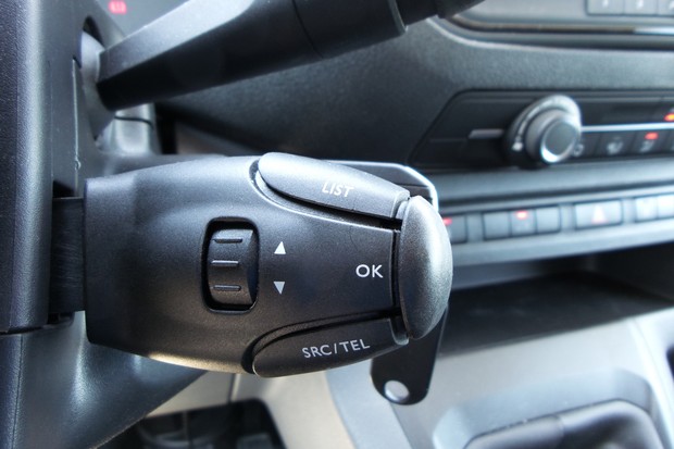 Toyota Proace 2.0 D-4D 122 Comfort (2)