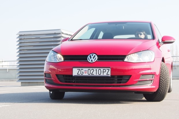 Volkswagen Golf VII 1.2 TSI (33)