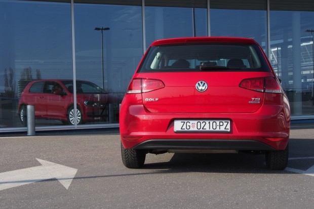 Volkswagen Golf VII 1.2 TSI (35)