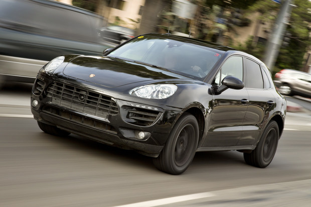 Porsche Macan na cesti (8)