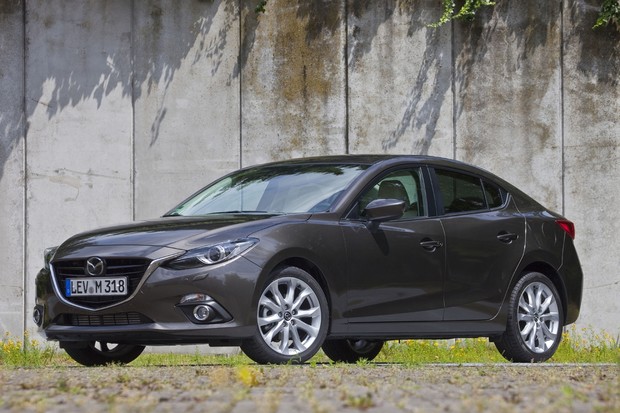 Mazda3 sada i u sedan izvedbi s 4 vrata (10)