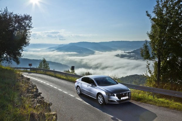 Peugeot 508 (2)