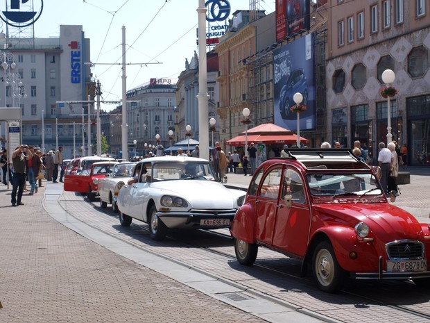 Oldtimeri Old school Desant na Zagreb (1)