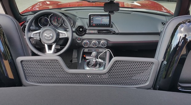 Mazda MX-5 (03)