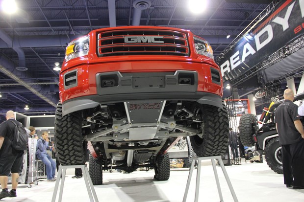 SEMA Show 2013 crveni tuning automobili (4)