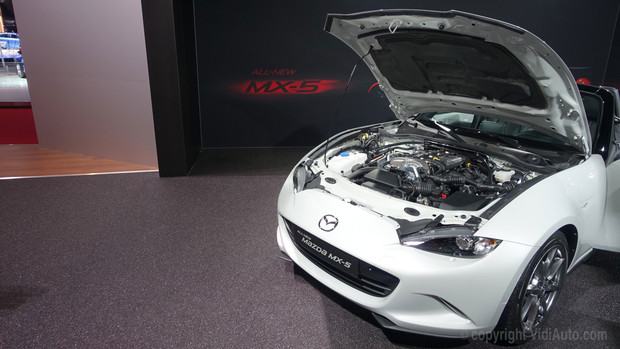 Mazda-MX-5-2016-(13)