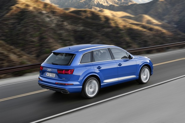 Audi Q7 2015 (4)