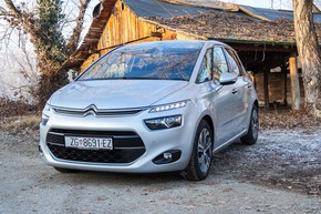 FOTO: Citroen C4 Picasso 1.6 e-HDi 115 Airdream Exclusive TEST