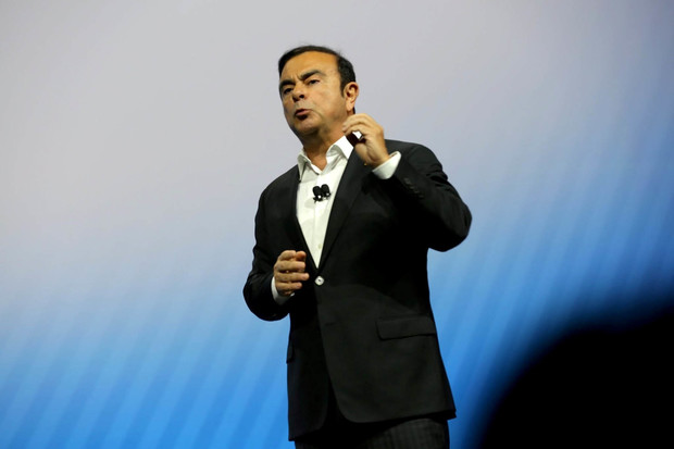 Carlos Ghosn tuži Nissan