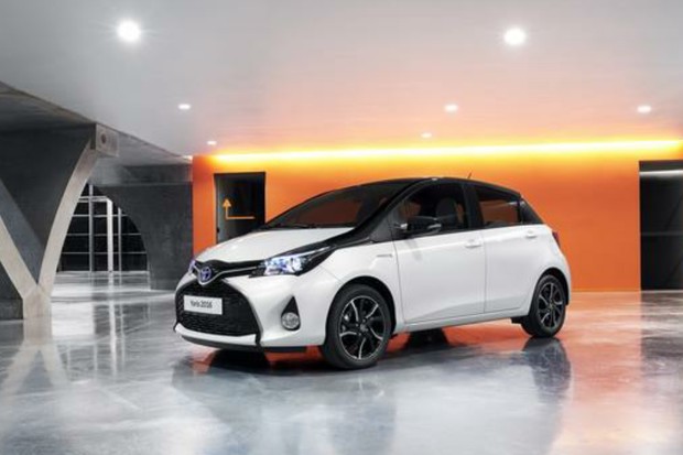 Jubilarni Yaris je crno-bijeli BiTone Jubilarni Yaris je crno-bijeli BiTone