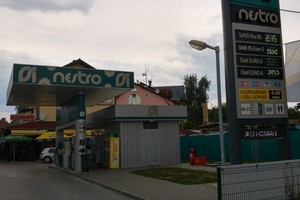 Litra benzina Eurosuper 95 - 7,43 kuna. Gdje se može kupiti?