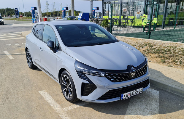 Renault Clio dolazi s novim svjetlosnim potpisom