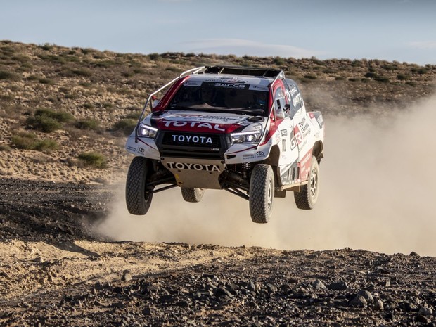 Fernando Alonso na Dakar s Toyotom