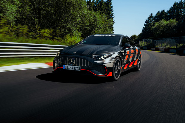 Mercedes-AMG CLA 45 rekorder u klasi na Nürburgringu