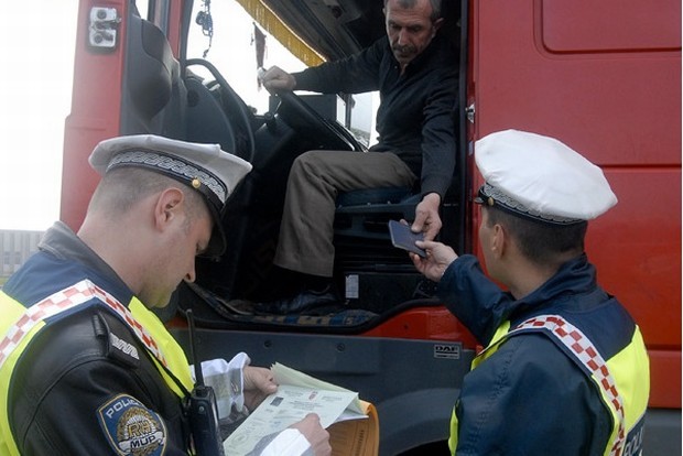 Oprez! Za Martinje policija češće nadzire ceste