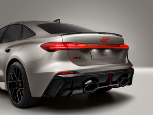 Audi RS 5 debitira kao F1 hot lap automobil