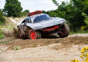 Audi RS Q E-Tron je napravljen za Dakar