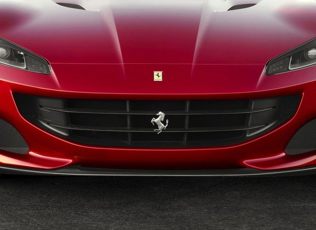 Hibridni pogon za prvi Ferrarijev SUV