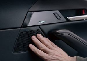 Mazda i Bose slave 30 godina suradnje