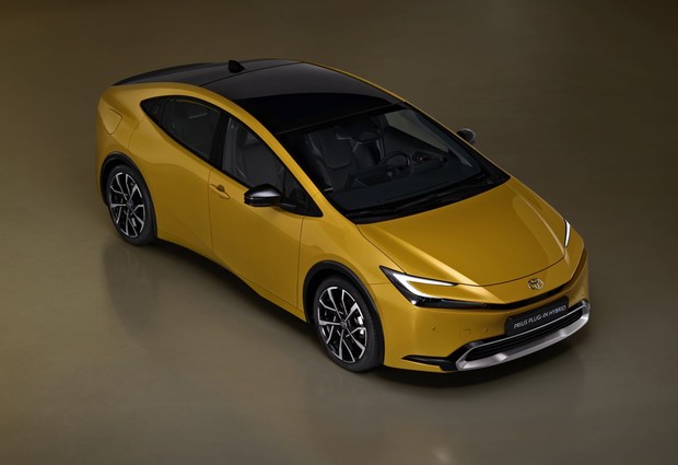 Nova Toyota Prius će biti plug-in hibrid Nova Toyota Prius će biti plug-in hibrid