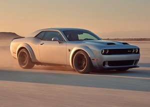 Novi Dodge Challenger SRT Hellcat Redeye