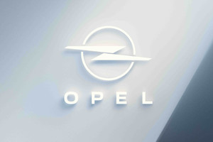 Opel predstavio novi logo