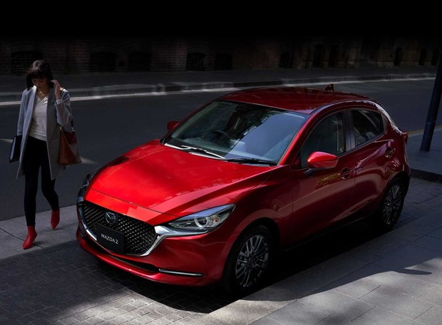 Osvježena Mazda2 s više sigurnosne opreme