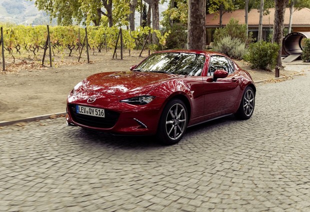 Ovo je dorađena Mazda MX-5 za 2022 godinu