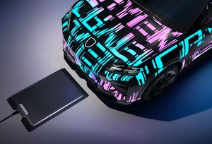 Porsche uvodi bežično punjenje za električne aute Porsche uvodi bežično punjenje za električne aute