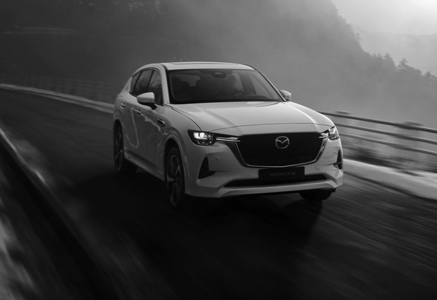 Predstavljena je nova Mazda CX-60 PHEV