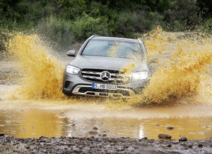 Redizajniran je SUV Mercedes-Benz GLC