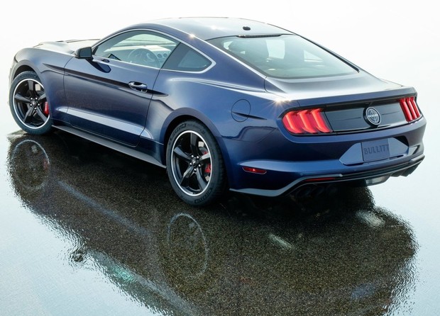 Unikatni Ford Mustang Bullitt Kona Blue