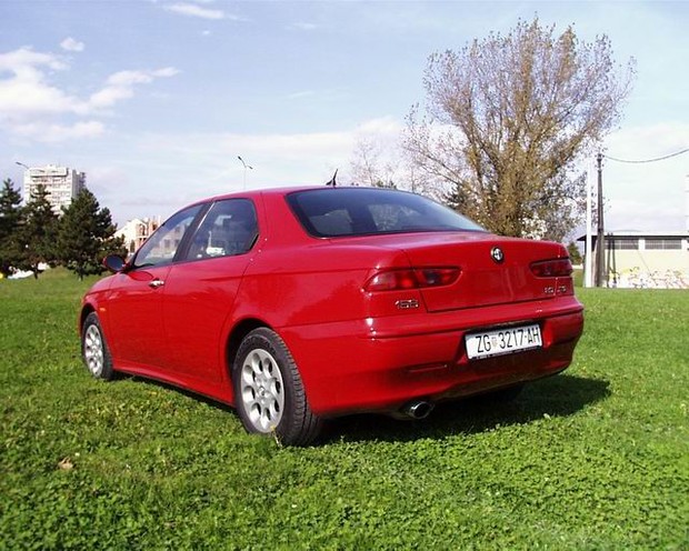 Alfa Romeo 156 2.0 JTS Distinctive