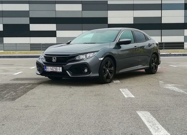 Honda Civic 1.6 Elegance Navi 9AT TEST