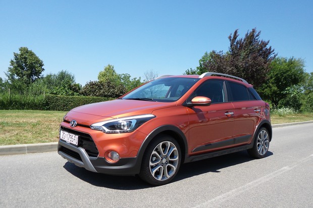 Hyundai i20 Active 1.0 TGDI 120 TEST