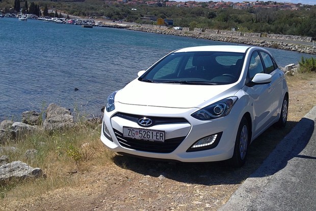 Hyundai i30 1.4 DOHC iLike TEST