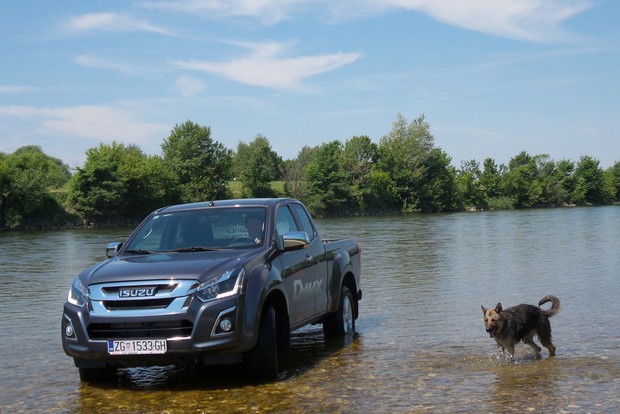 Isuzu D-Max 1.9 Twin Turbo 163 4x4 TEST