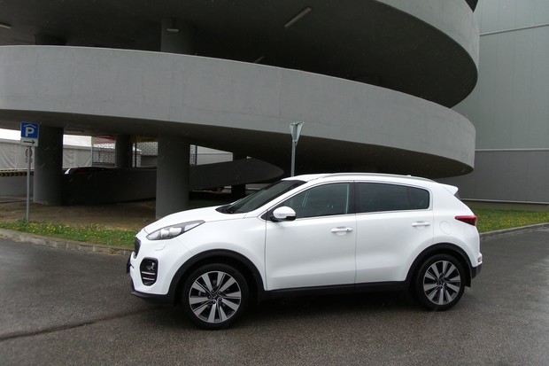 Kia Sportage 1.7 CRDi 115 2WD Style TEST