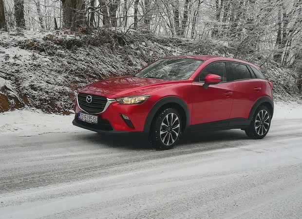 Mazda CX-3 2.0 SkyActiv G121 Takumi TEST