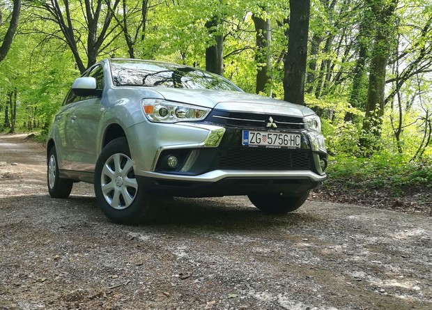 Mitsubishi ASX 1.6 Inform ASG 2WD TEST