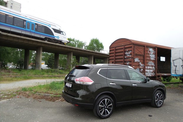 Nissan X-Trail 1.6 dCi 130 2WD X-Tronic Tekna TEST