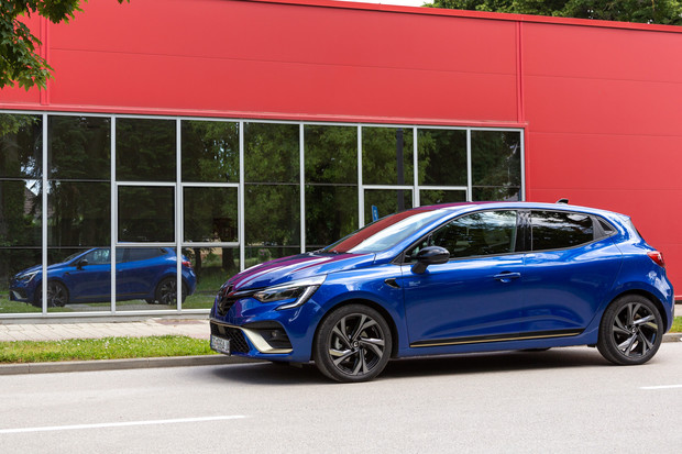 Renault Clio E-Tech Engineered 145 Hybrid TEST Renault Clio E-Tech Engineered 145 Hybrid TEST