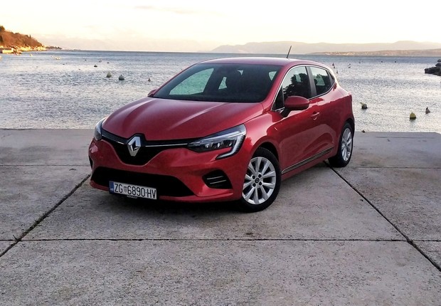 Renault Clio Intens TCe 100 LPG TEST