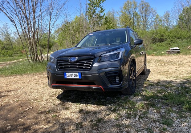 Subaru Forester e-Boxer 4Dventure TEST