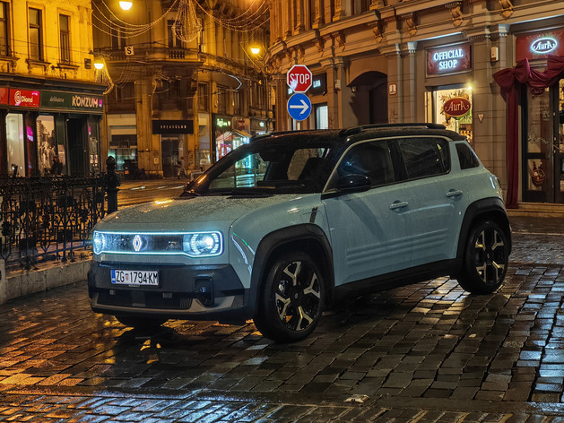 TEST Renault 4 E-Tech Electric 150 comfort range iconic