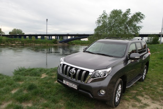 Toyota Land Cruiser 2.8 D-4D 177 Executive TEST