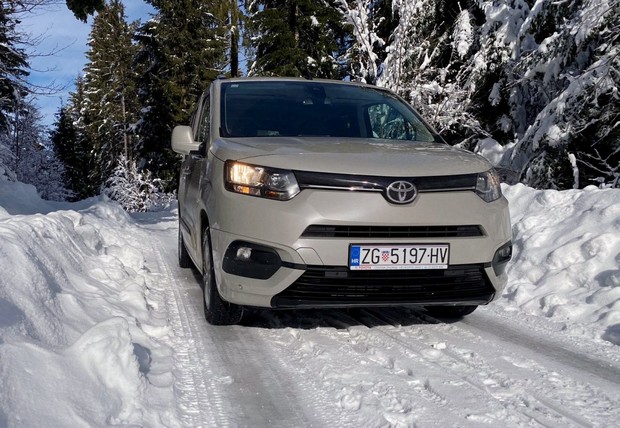 Toyota Proace City Verso Family TEST